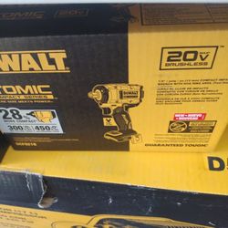 DeWalt Atomic 20v1/2" Compact Wrench