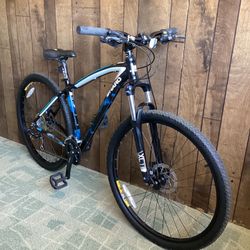 HARO DOUBLE PEAK 29 ” MOUNTAIN BIKE W / MECHANICAL DISC BRAKES