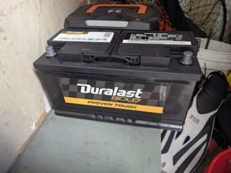 Srt8 battery