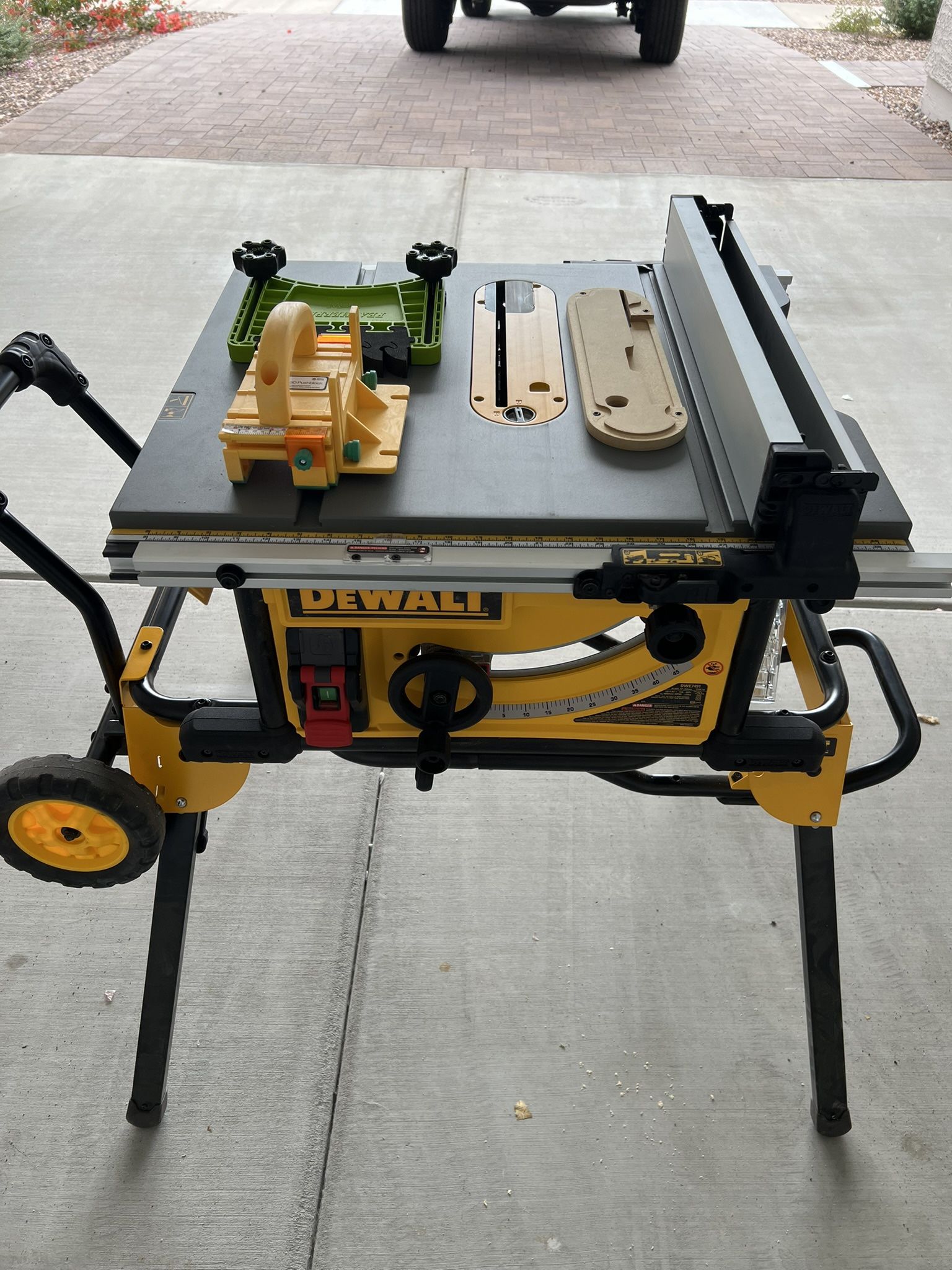 Dewalt Table Saw