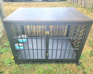 Heavy-duty Dog Crate