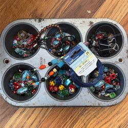 Lot of glass beads and copper wire