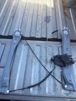 2022-2025 Chevrolet Silverado 1500 OEM Right Passenger Front Window Regulator