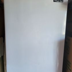 Magic Chef Freezer 21 X 31