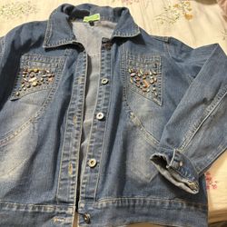 Woman ,s Clothes  Size XL-L