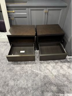 Solid Wood Modern Nightstands – Set of 2 – Dark Espresso – Great Condition