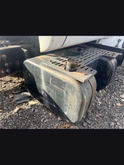 Gas Fuel Tank Passenger Side fits 1998 Chevy C6500
