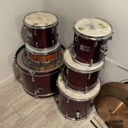 Mixed Drum Set - Pearl Forum, Yamaha Snare, CB Bass Drum With Hardware And Cymbals