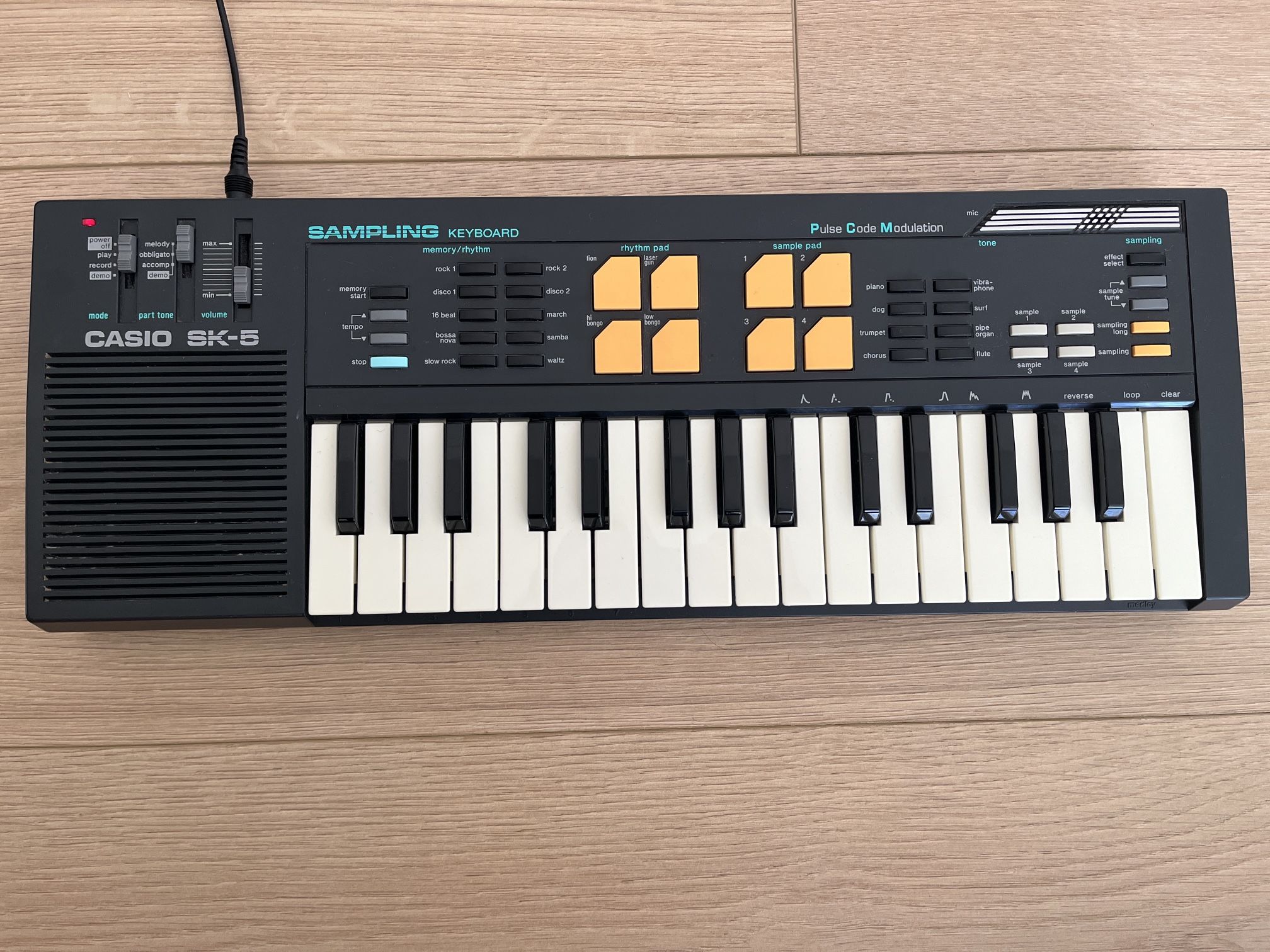 Casio SK-5 Sampling Keyboard Vintage