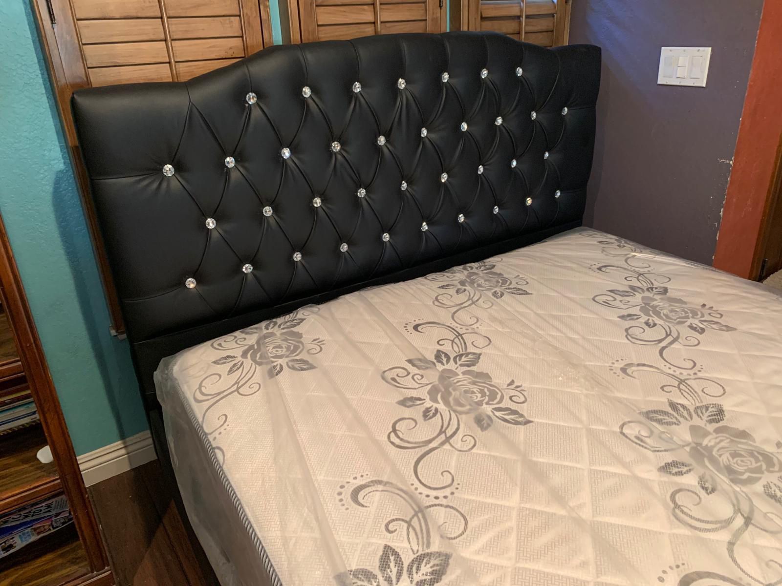 Queen Leatherette Bed With Orthopedic Supreme Mattress Included 