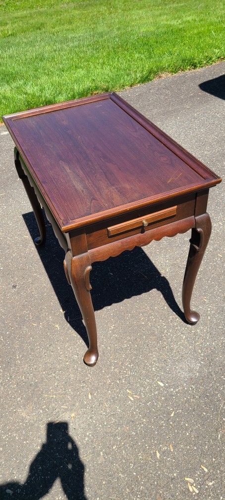 Ethan Allen Tea Table
