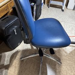 Gibo Kodama ESD Chair 