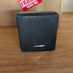 5 Bose Cube Speaker 