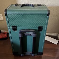 on the go hairstylist or fashion design travel case 