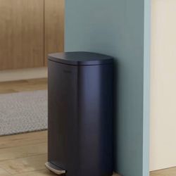 13 Gallon (50 L) Trash Can, Stainless Steel Kitchen Garbage Can, Recycling or Waste Bin, Soft Close, Step-On Pedal, Removable Inner Bucket, Midnight B