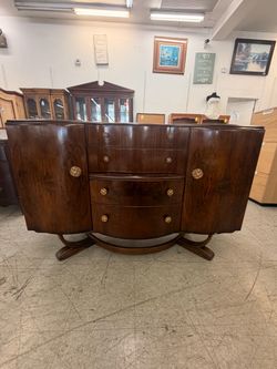Vintage Art Deco Beautility Cocktail Cabinet: walnut,