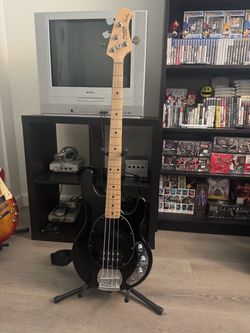 Sterling SUB Series Stingray