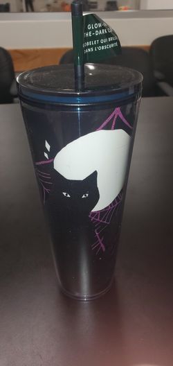 Starbucks Cup Glows In Dark