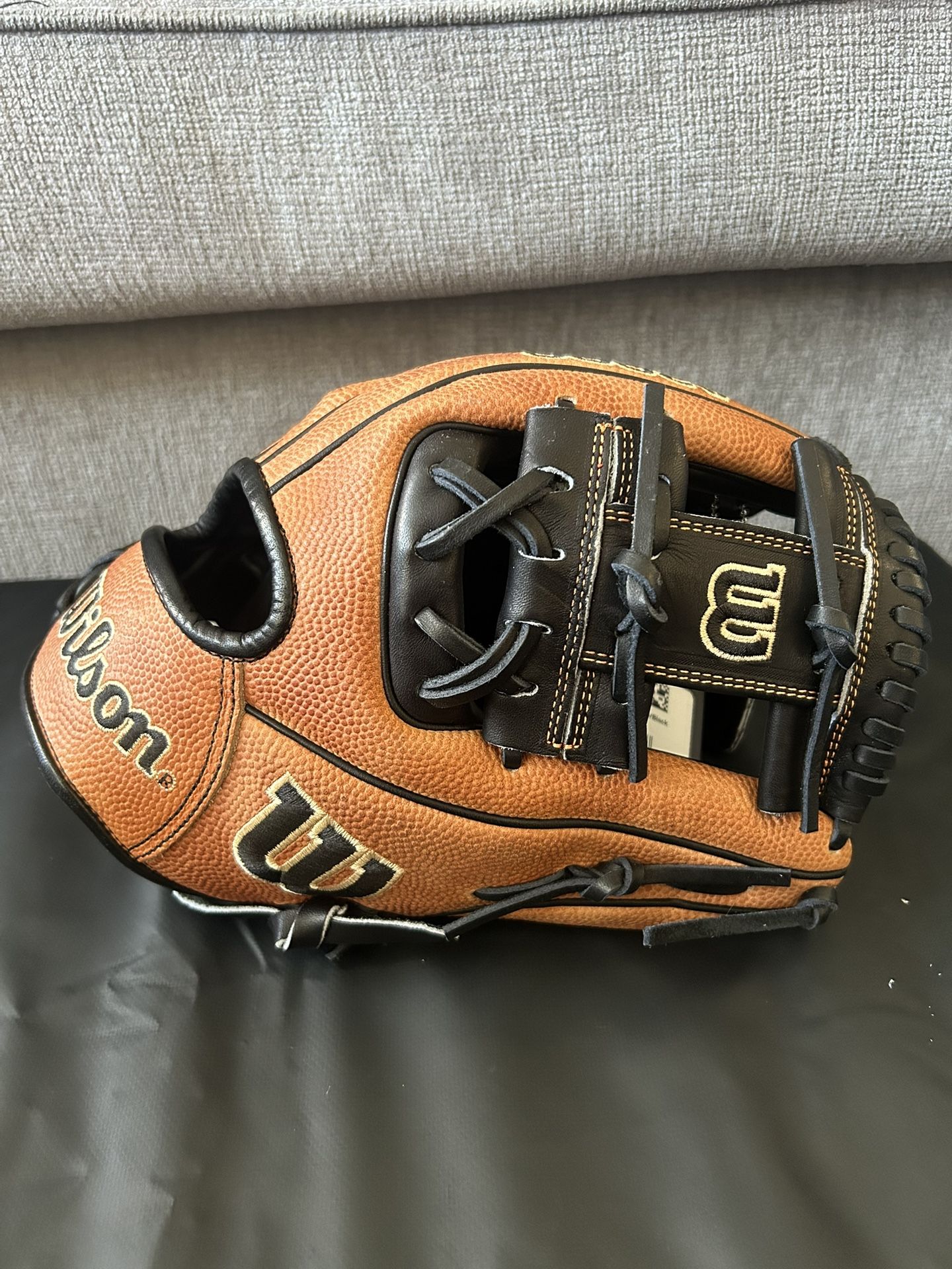 *NEW* Wilson A2000 Ryan Cox baseball glove 11.5inch RHT