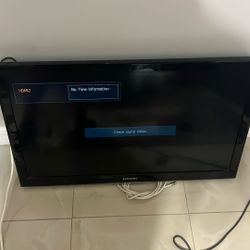 40” Samsung TV