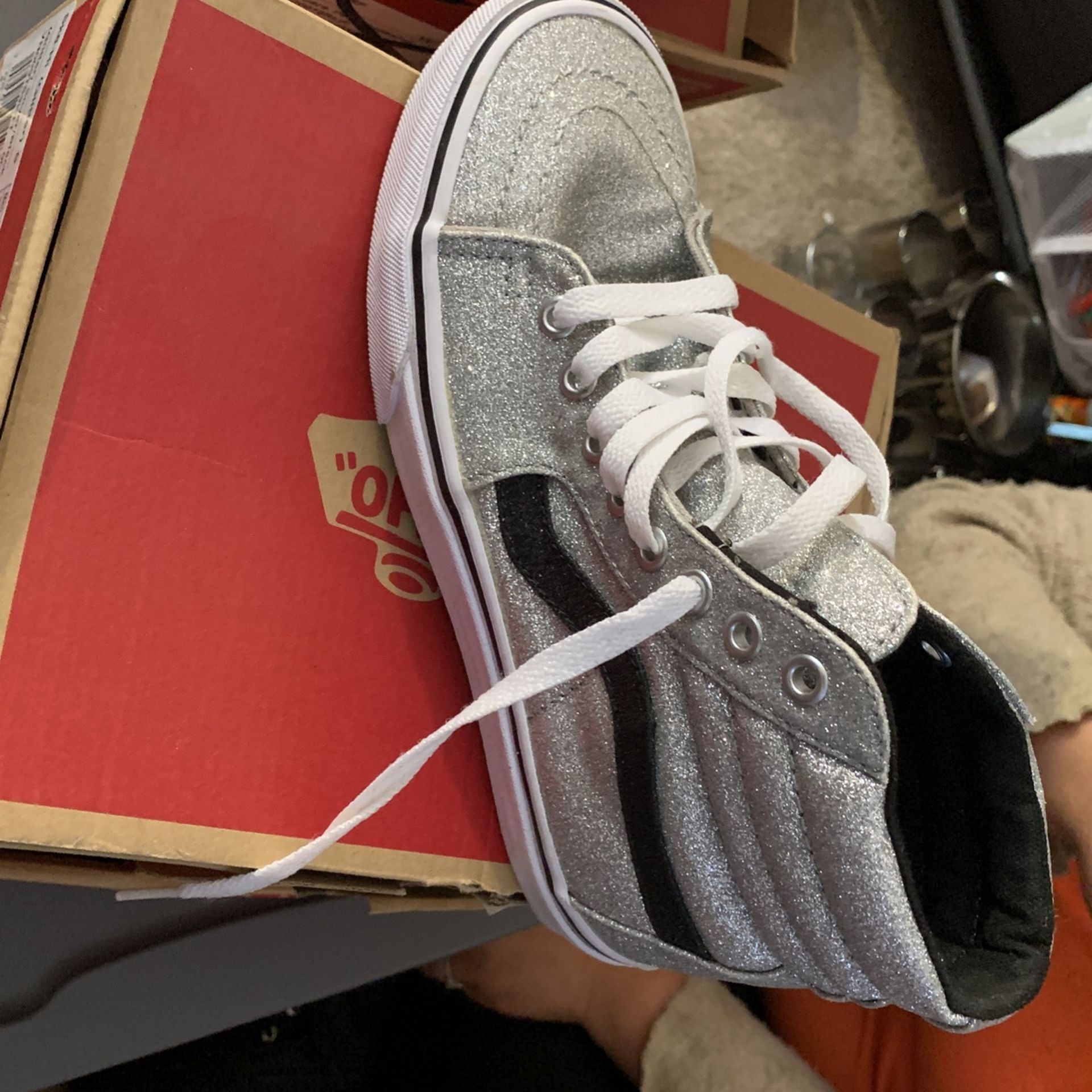 Glitter Van Like New