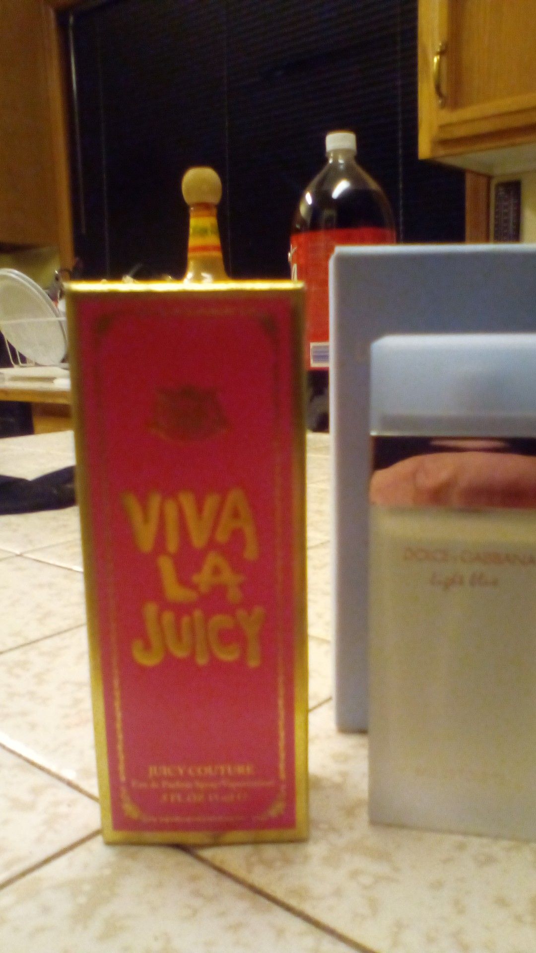 VIVA LA JUICY BY JUICY COUTURE