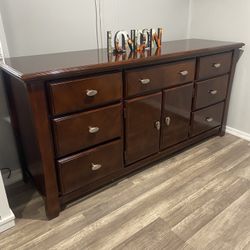 Nice Dresser 
