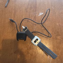 Fitbit  Versa High Quality With Charger