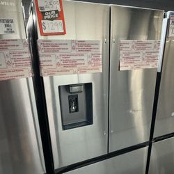 Samsung Refrigerator. 🚚WE DELIVER🚚