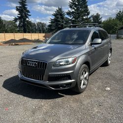 Audi Q7  