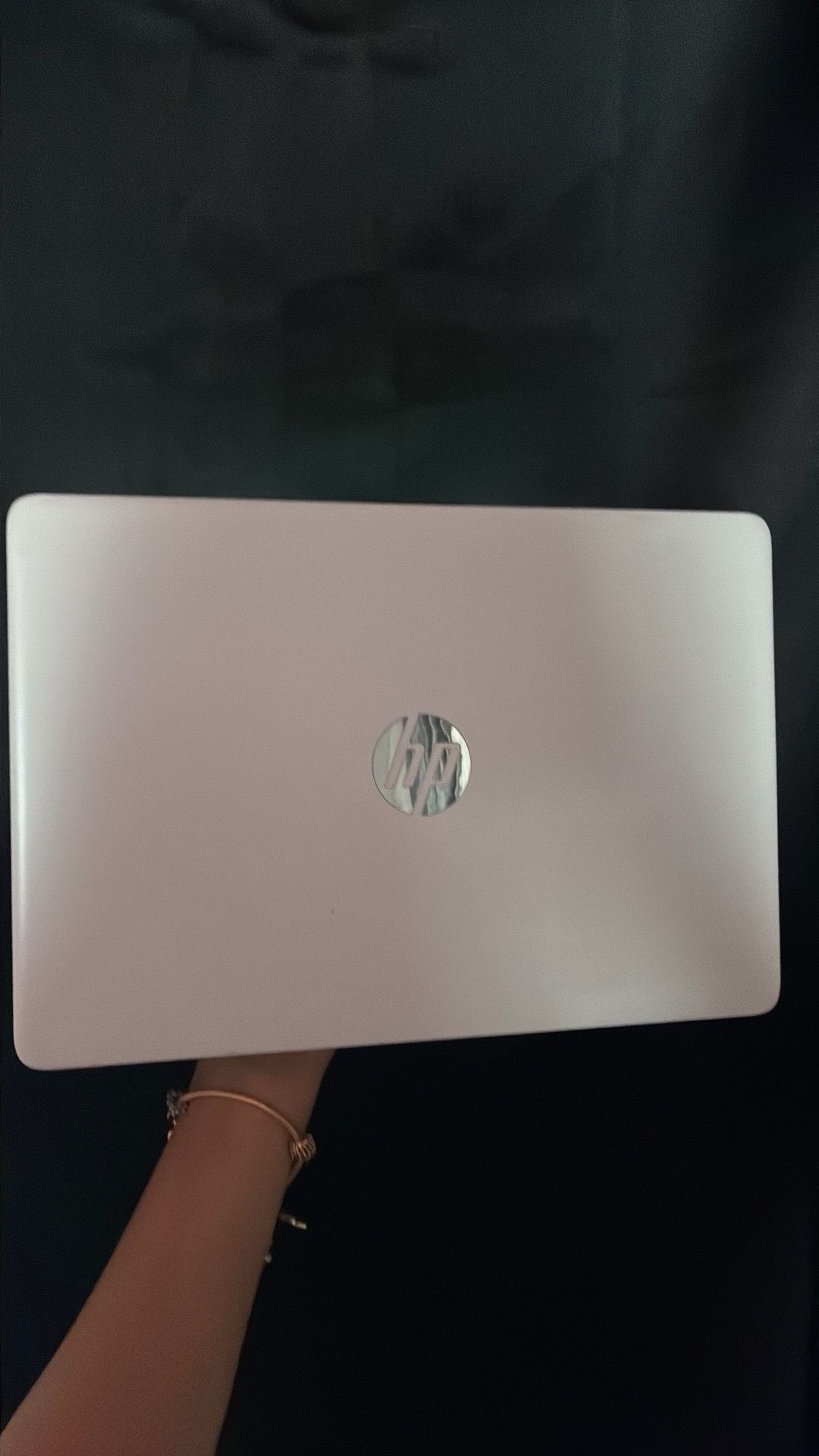 white HP 14-inch Notebook model