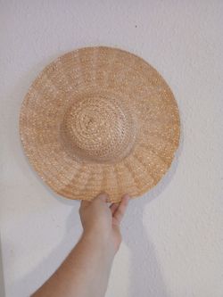 Straw hat