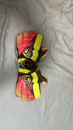 brace master goalie gloves