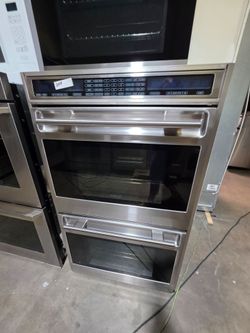 30" WOLF DOUBLE OVEN STAINLESS STEEL