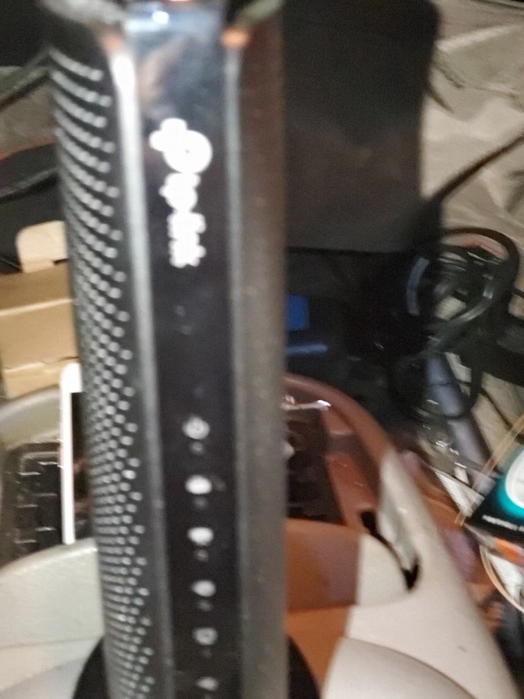 TP Link Cable modem/router , new