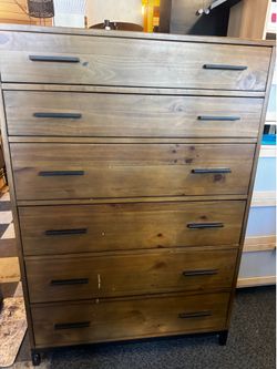 Macy's Gatlin Solid Wood 6-Drawer Tall Chest Dresser