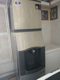 Manitowoc Ice Maker