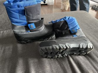 Boys Snow Clothes And Boots. 