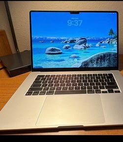 Almost Brand-New MacBook Air 15” – 512GB