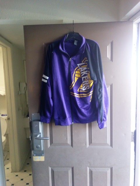 Lakers Jacket - Medium -New