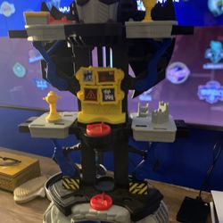 Batman Tower W/lights 