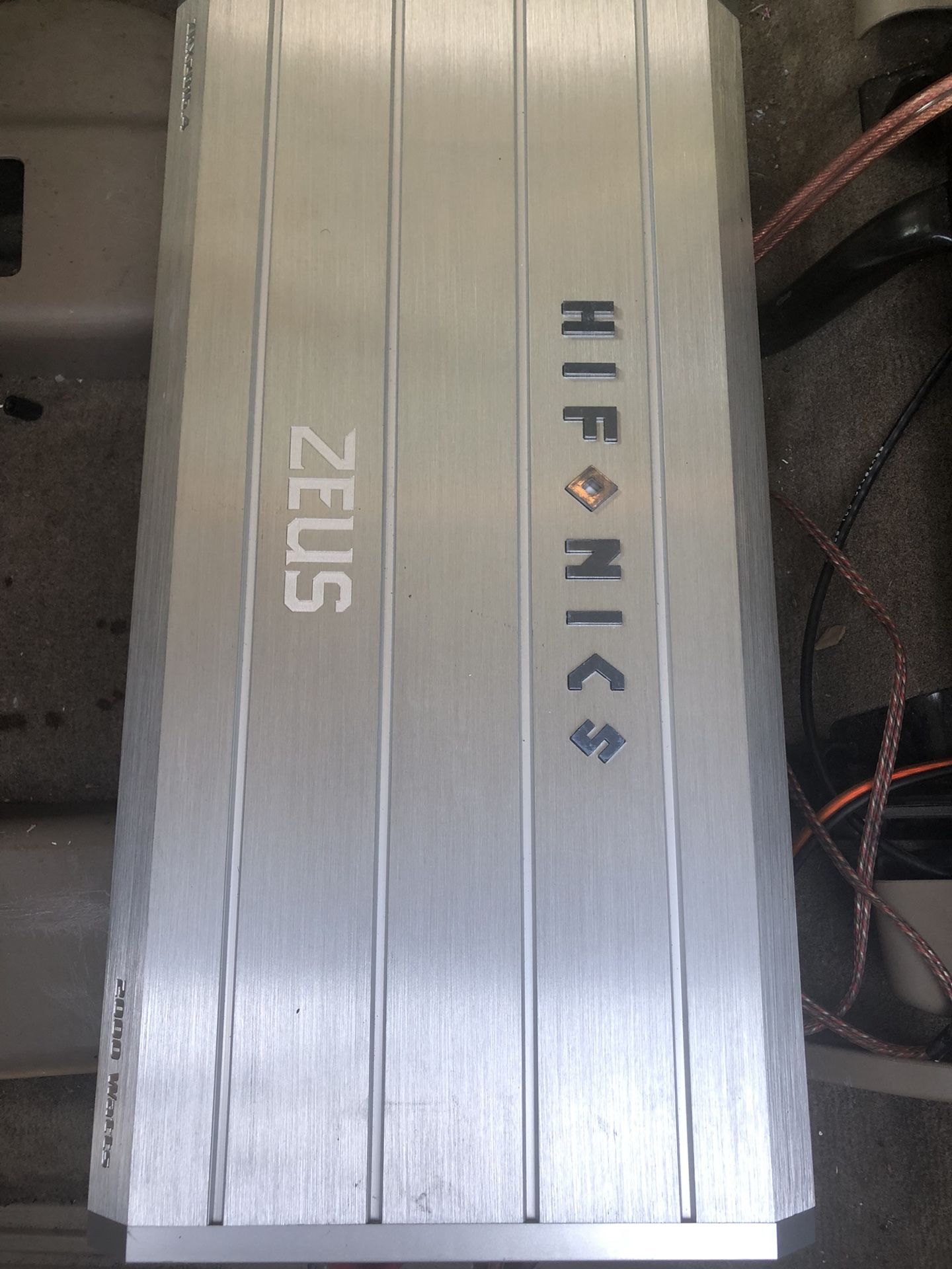 Hifonics zeus 2000 watt amp