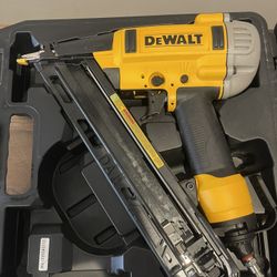 Dewalt Angle Nail Gun 