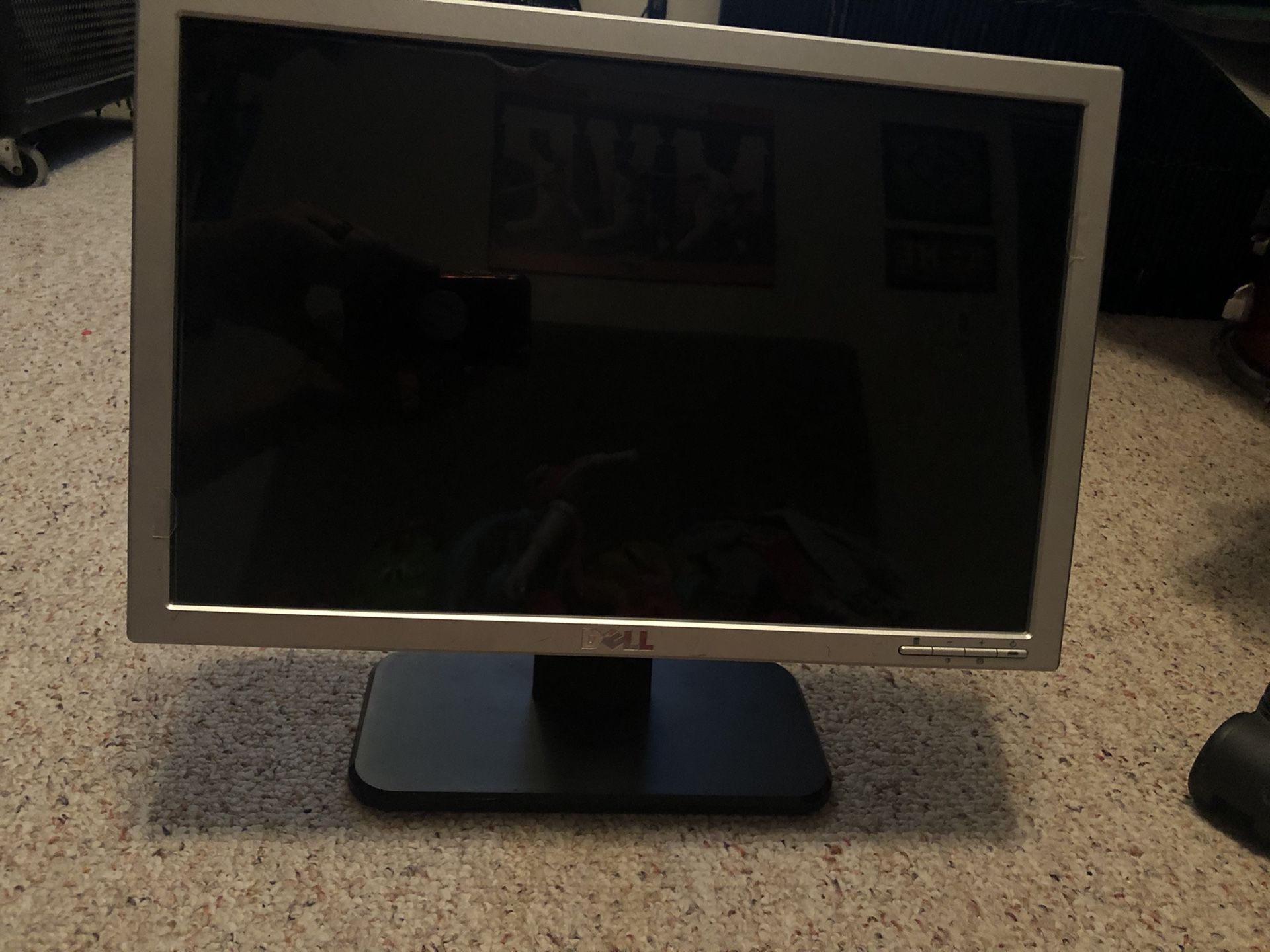 Dell Computer monitor w/privacy screen