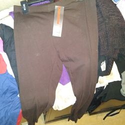 WOMEN'S BROWN LEGGINGS....NEW WITH TAG