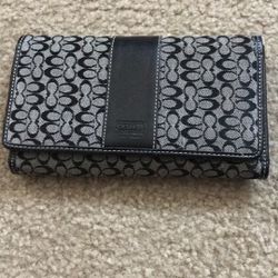 Preowned Coach wallet 