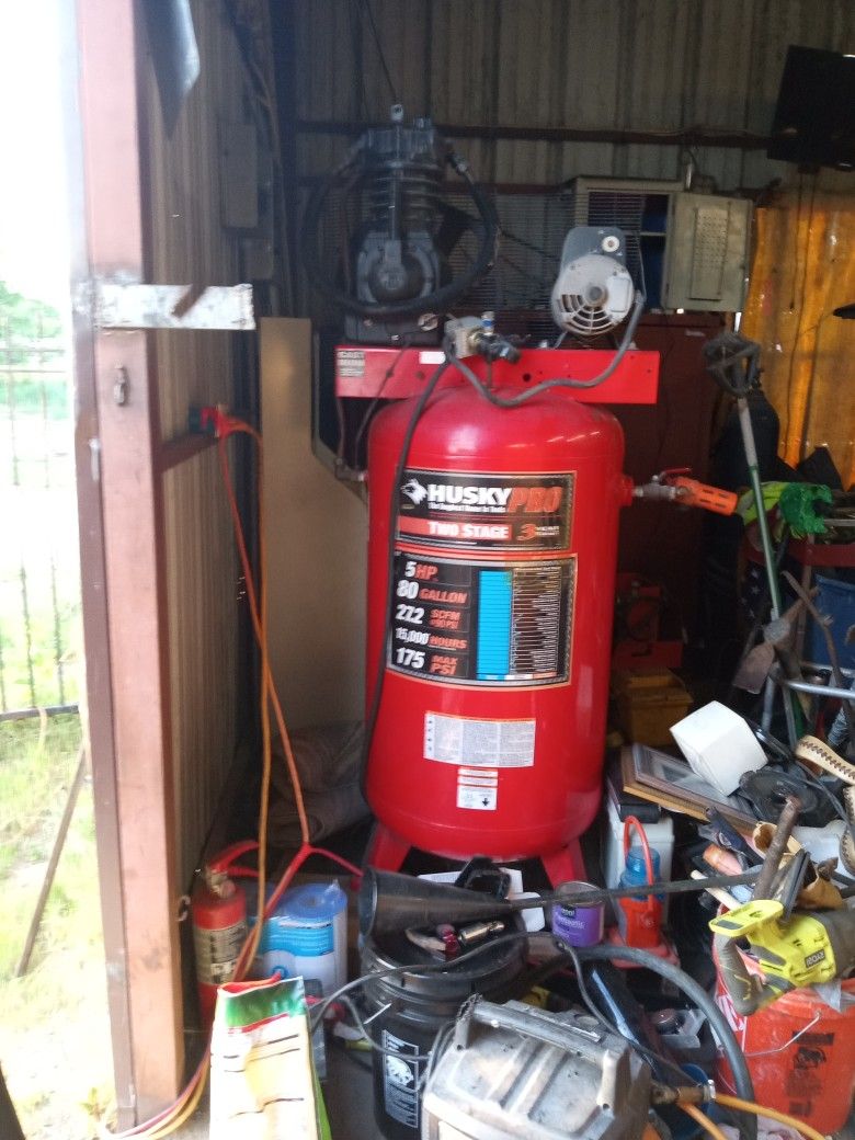 Husky 80 Gallon Air Compressor for Sale in Seagoville TX OfferUp