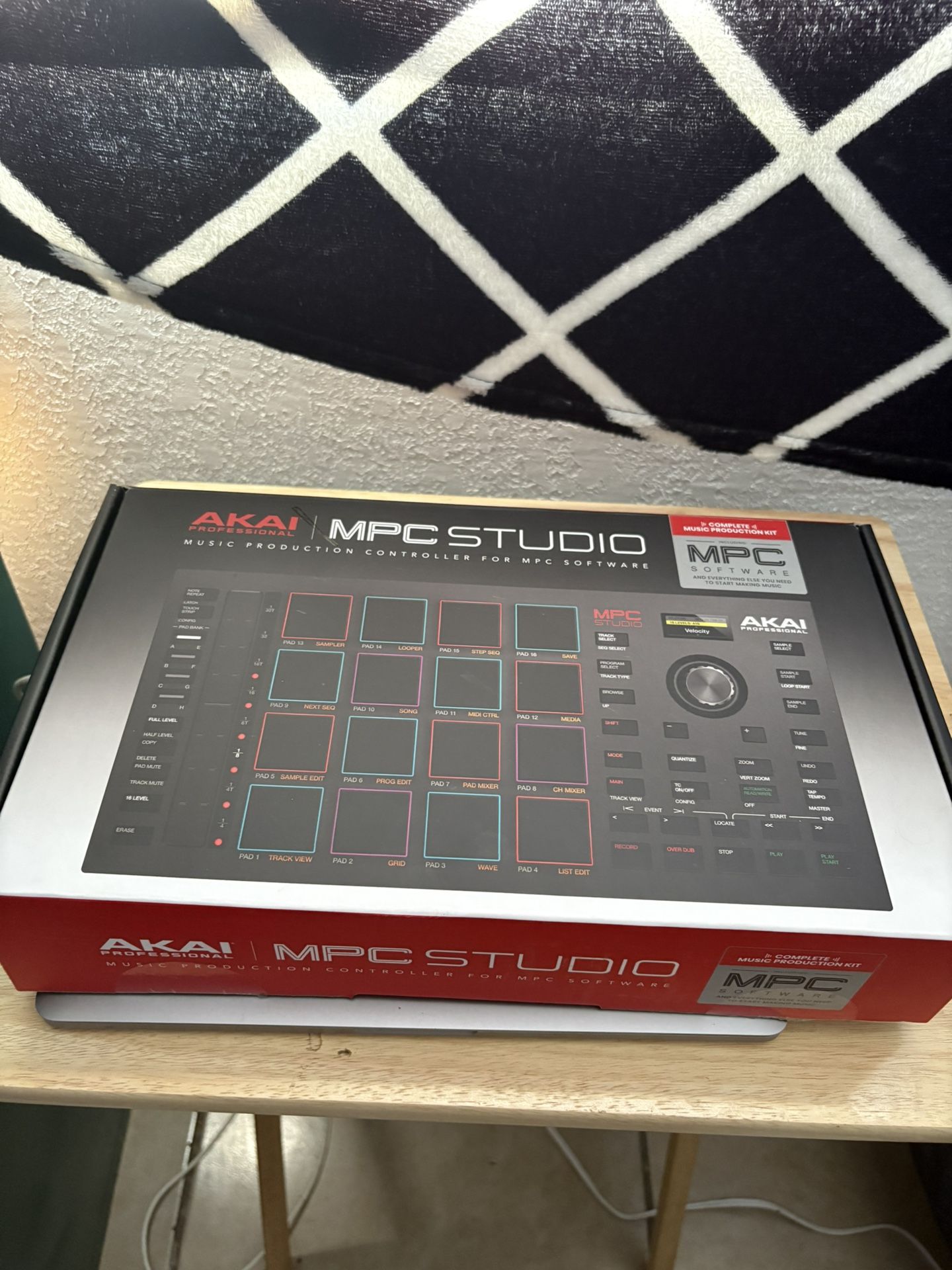 AKAI MPC STUDIO ONE