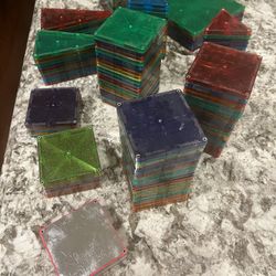 Lakeshore Learning Magnetic Wonder Tiles Master Set