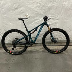 Santa Cruz Tall Boy Bicycle